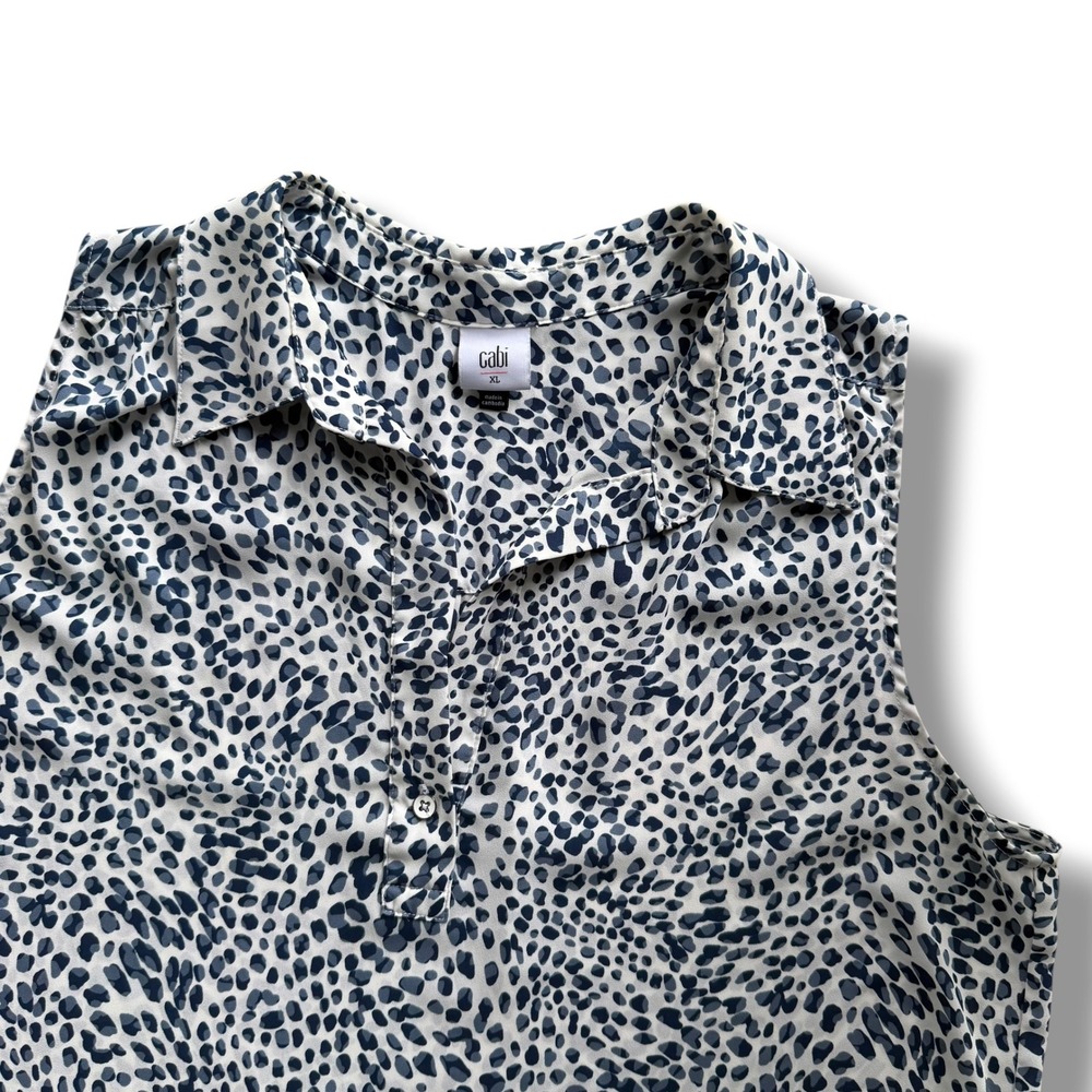 Cabi Womens XL Blue White Cheetah Blues Animal Print Sleeveless Catwalk Top 5912